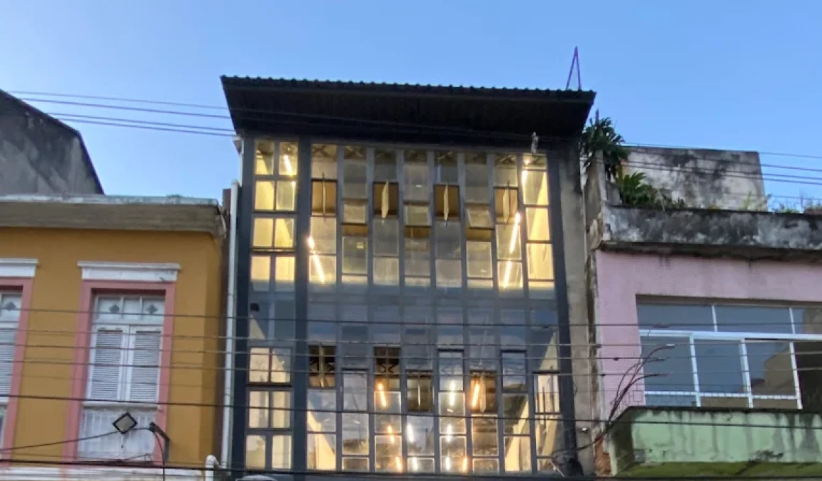 Cultural Center in Glória - Contemporary Art - Image